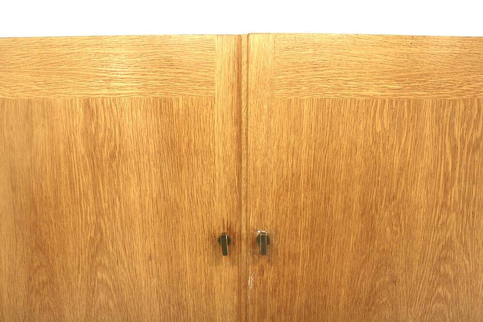 Armoire scandinave en chêne, Gunnar Myrstrand, Källemo Möbelfab, Suède, 1960