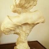 Buste de femme ancien en plâtre