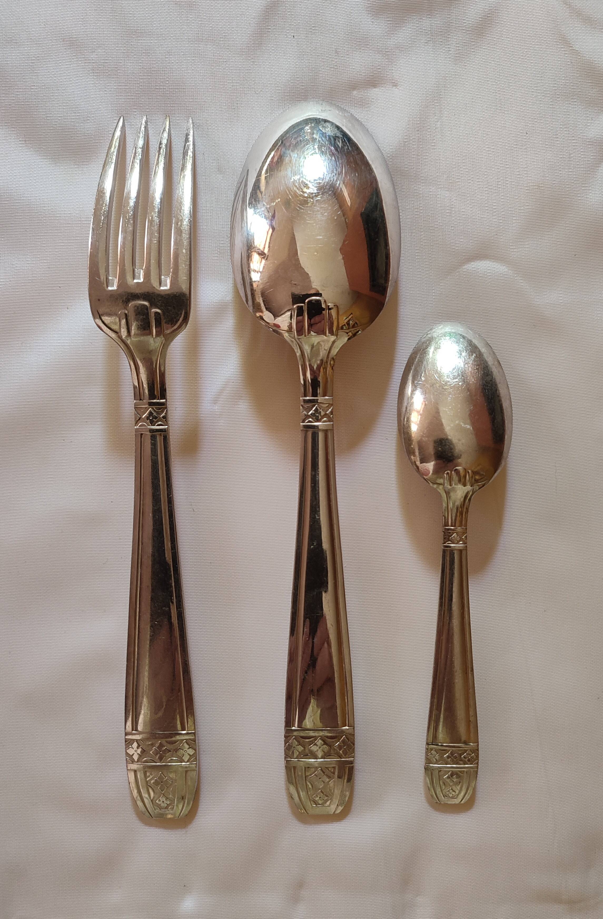 Silver-plated cutlery set - monaco grand prix model with case