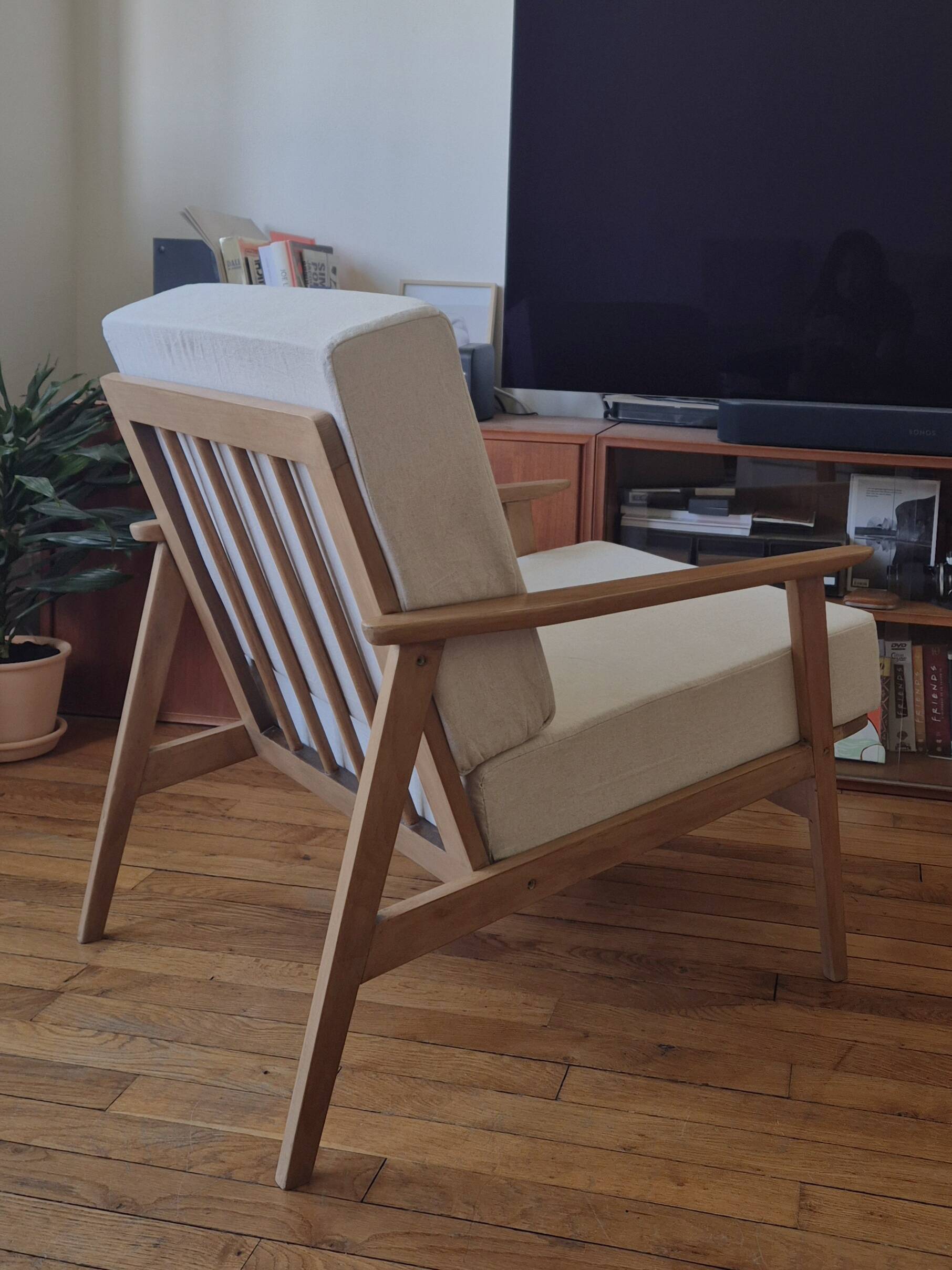 Scandinavian armchair from the 50s-60s.