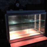 Illuminating showcase aluminum frame