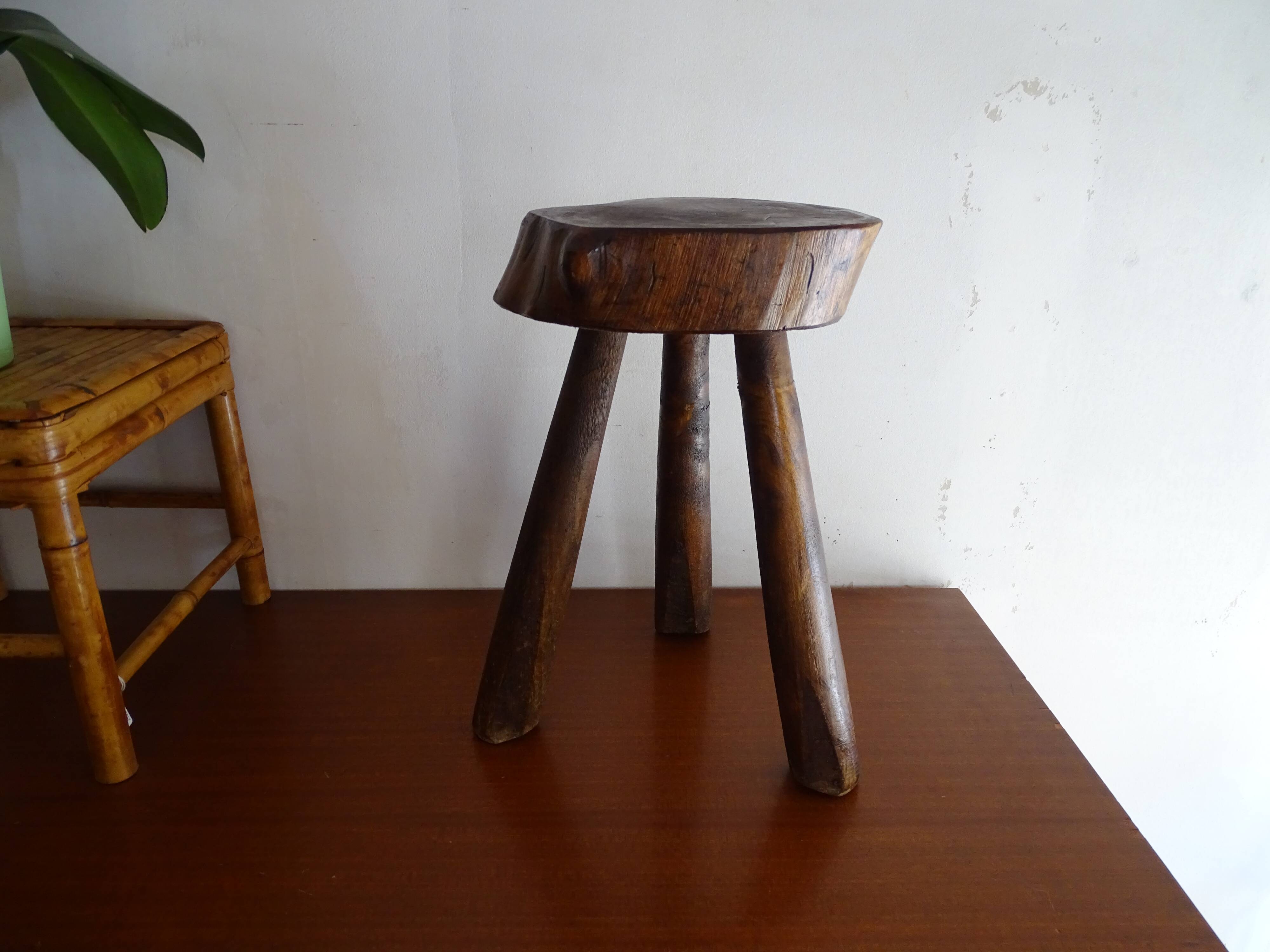 Stool foot tripod wood