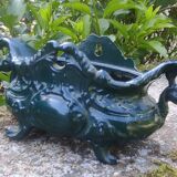 Cast iron planter
