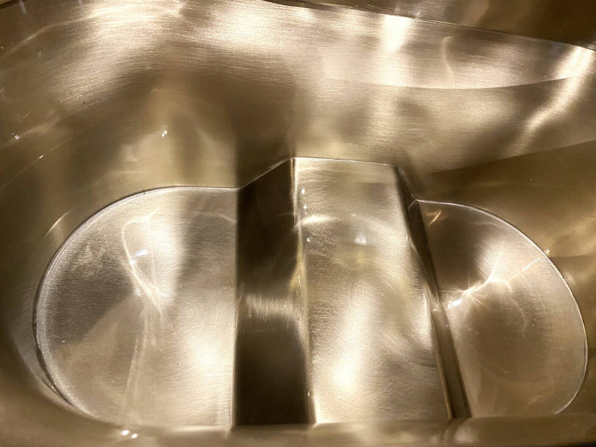 Vasque XXL KRUG in polished mirror tin Design François BAUCHET - Signed -