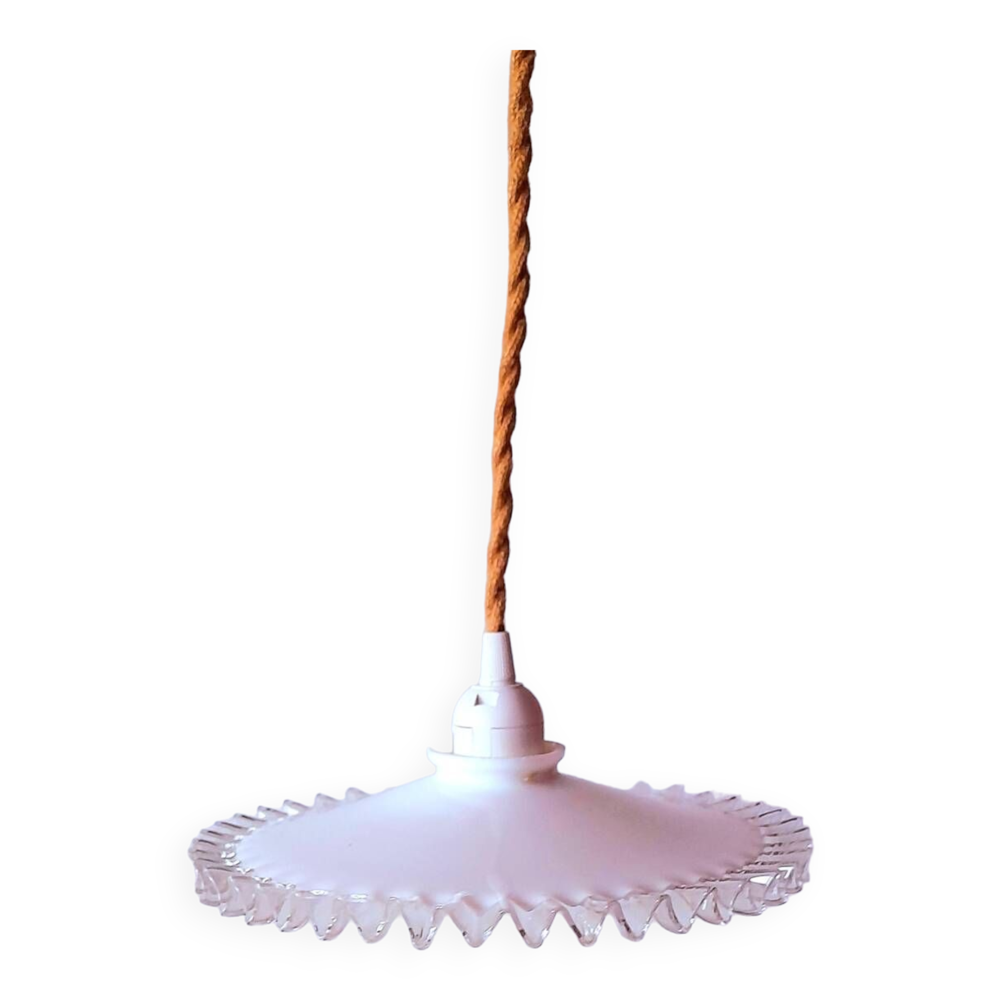 Suspension in pleated white opaline