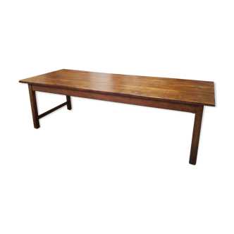 Farm table