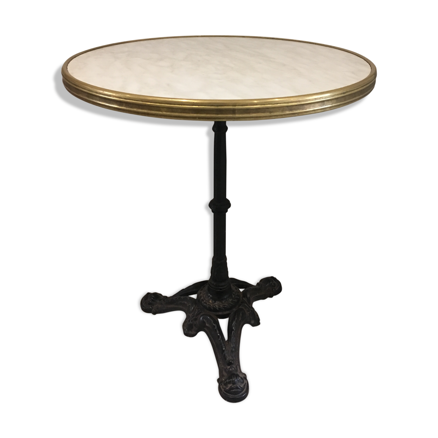 Table bistro "Parisienne".