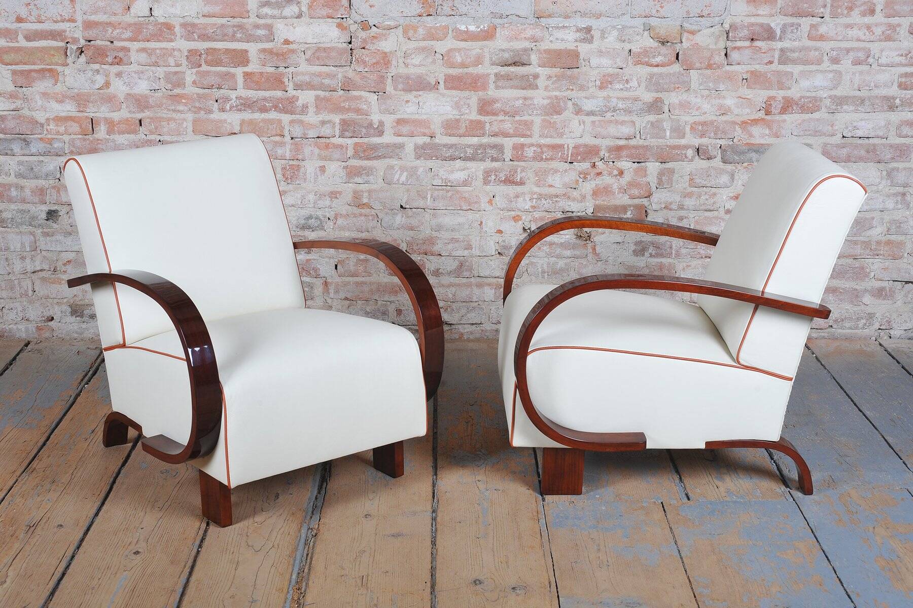 Art Deco Armchairs in Walnut and Leather, Czech, 1930s, Set of 2