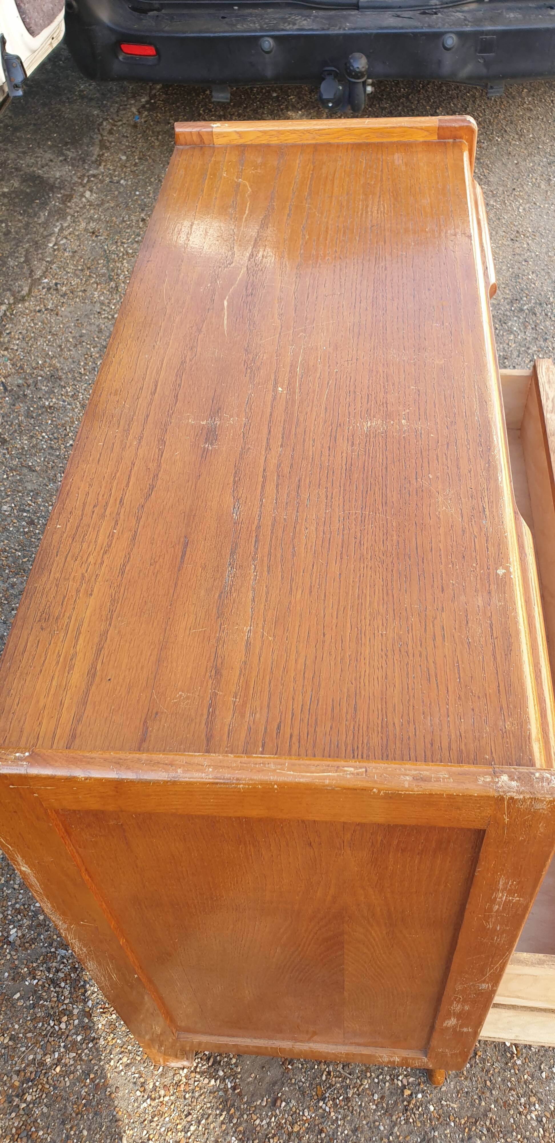 Vintage chest of drawers