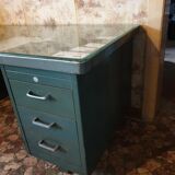 Bureau strafor