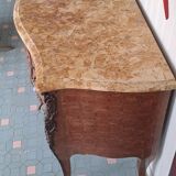 Commode de style Louis XV