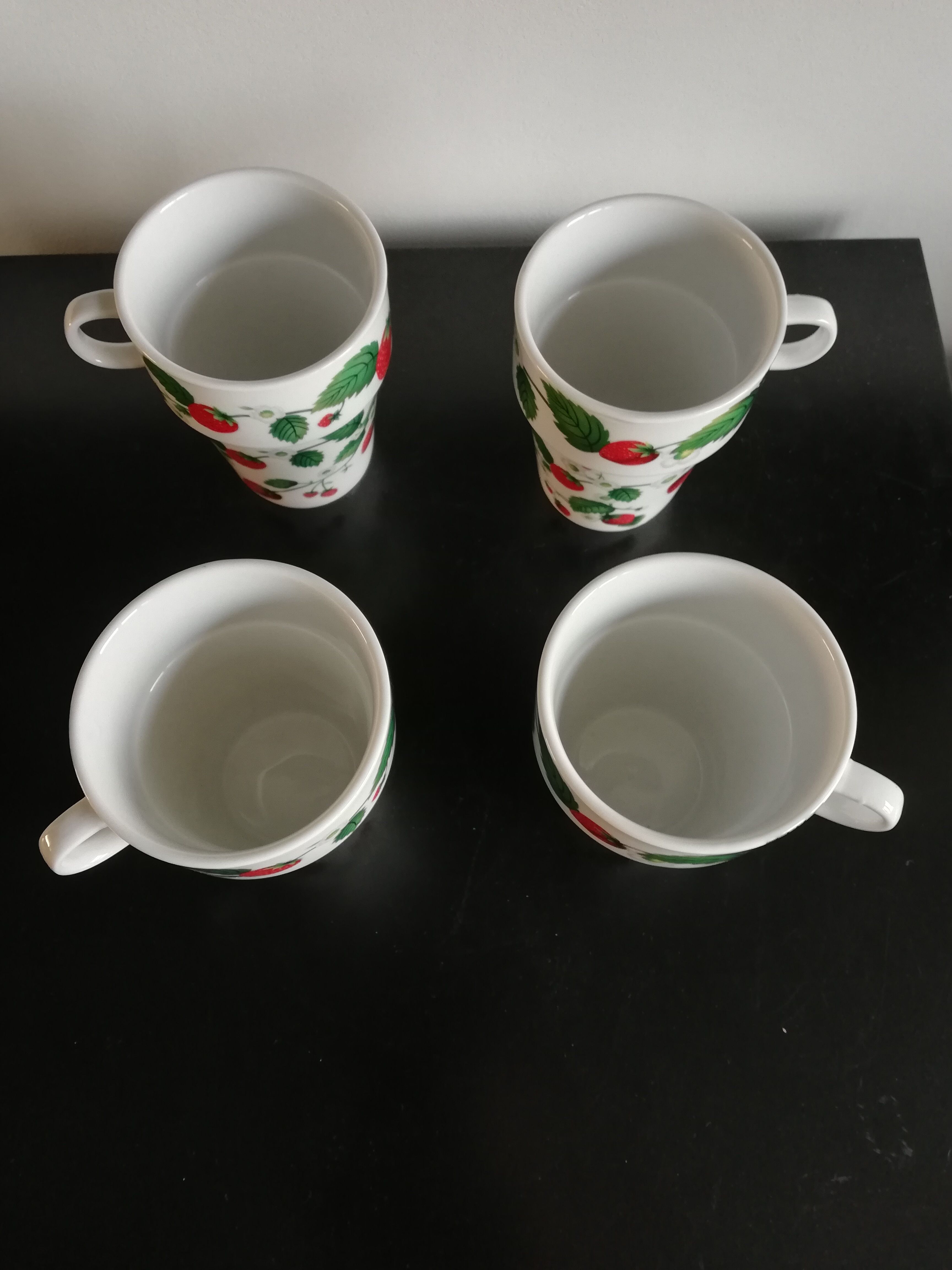 Set 4 cups strawberry Eva d'Arley