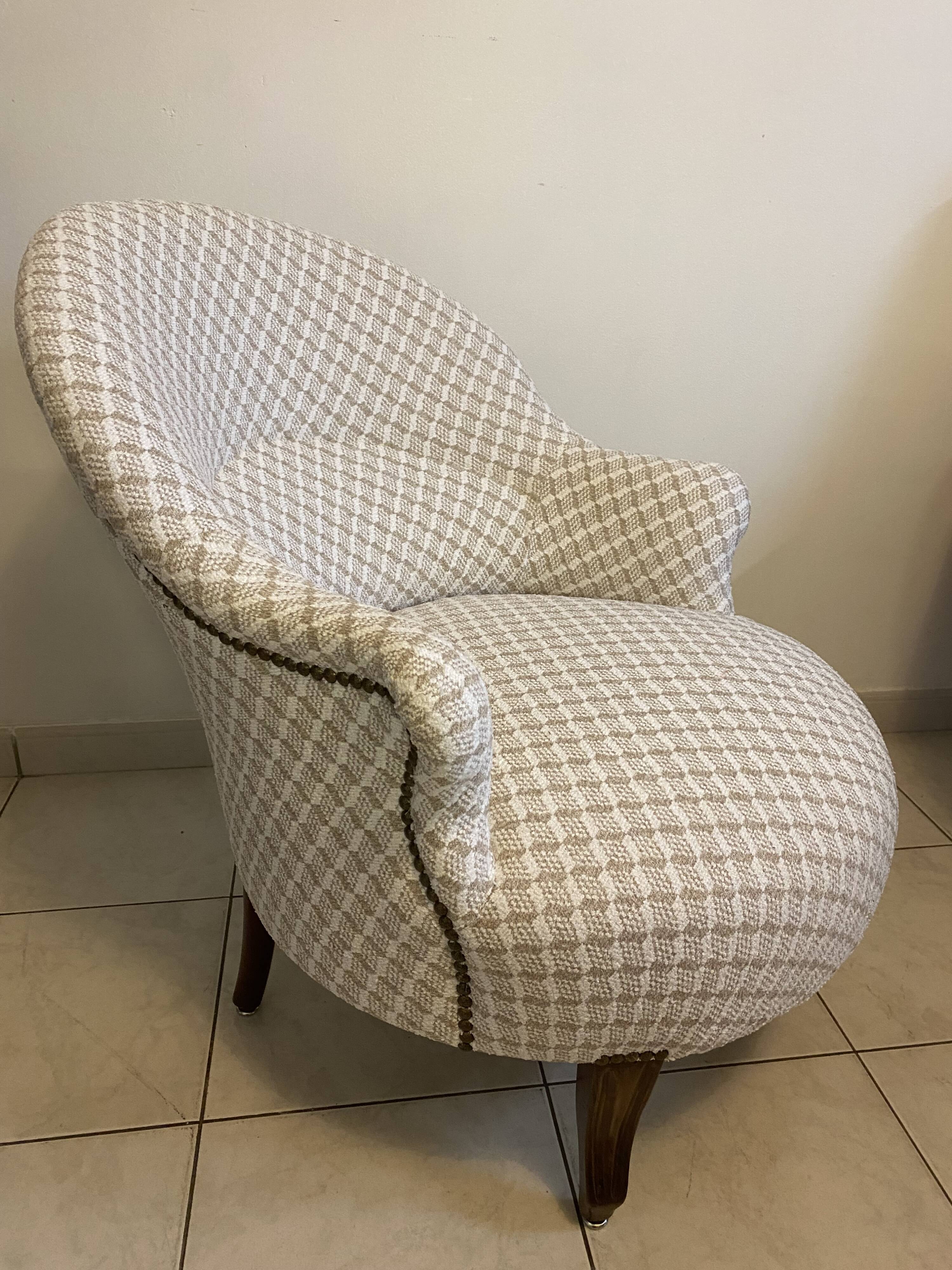 Frog chair