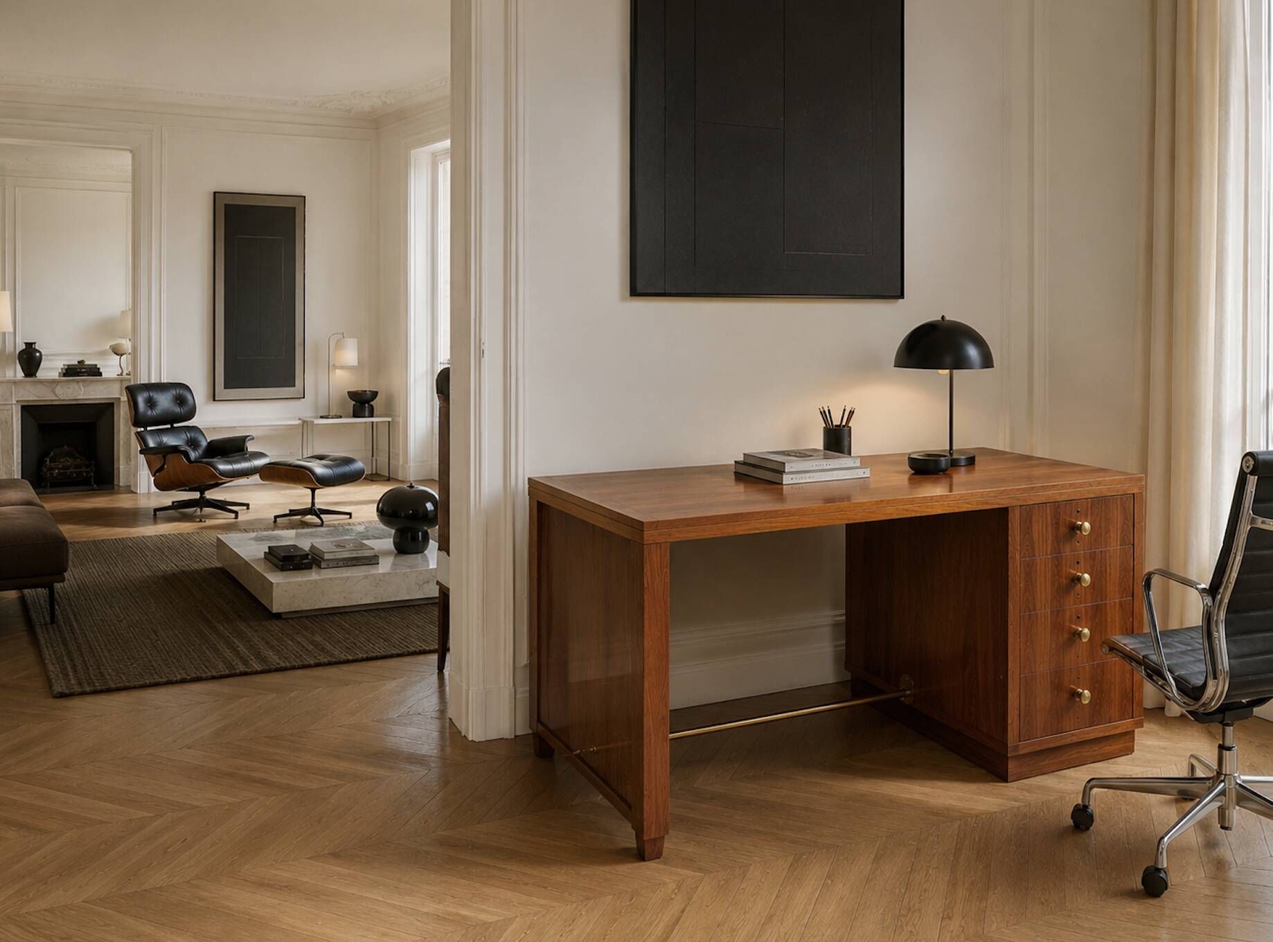 Mid-Century executive desk in walnut and brass – 1960s