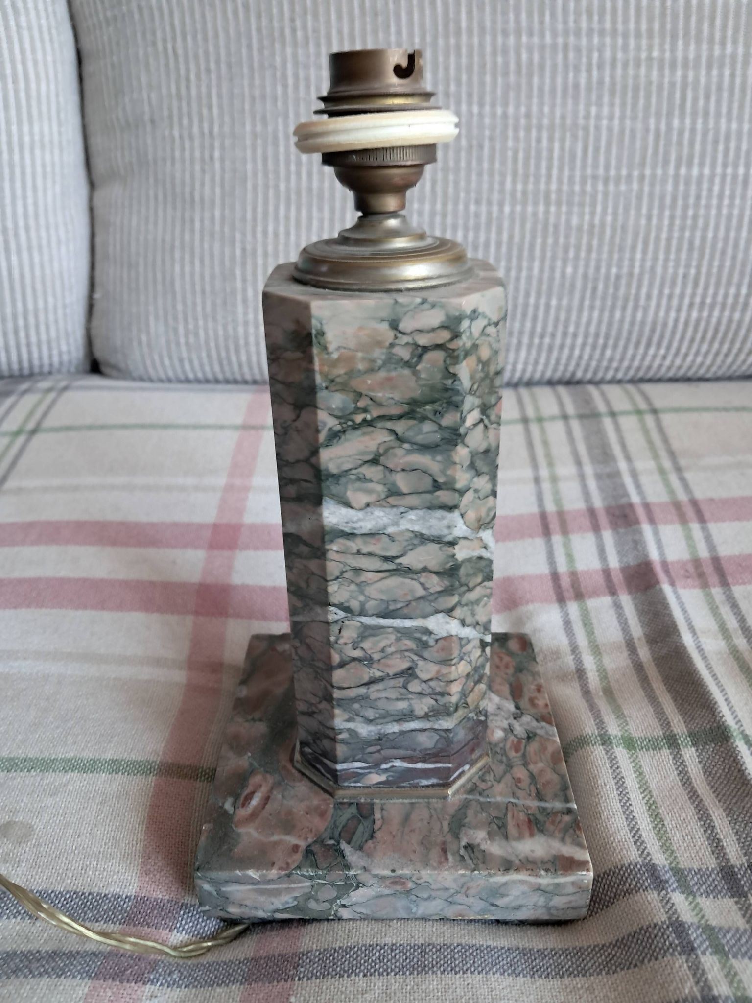 Pied de lampe vintage en marbre