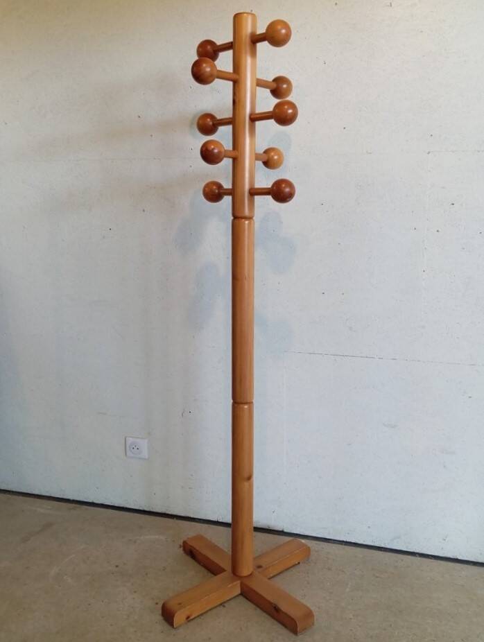 70s pine coat rack DLG Les Arcs