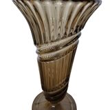 Vase en verre fumé de conception Art Déco début du 20e siècle