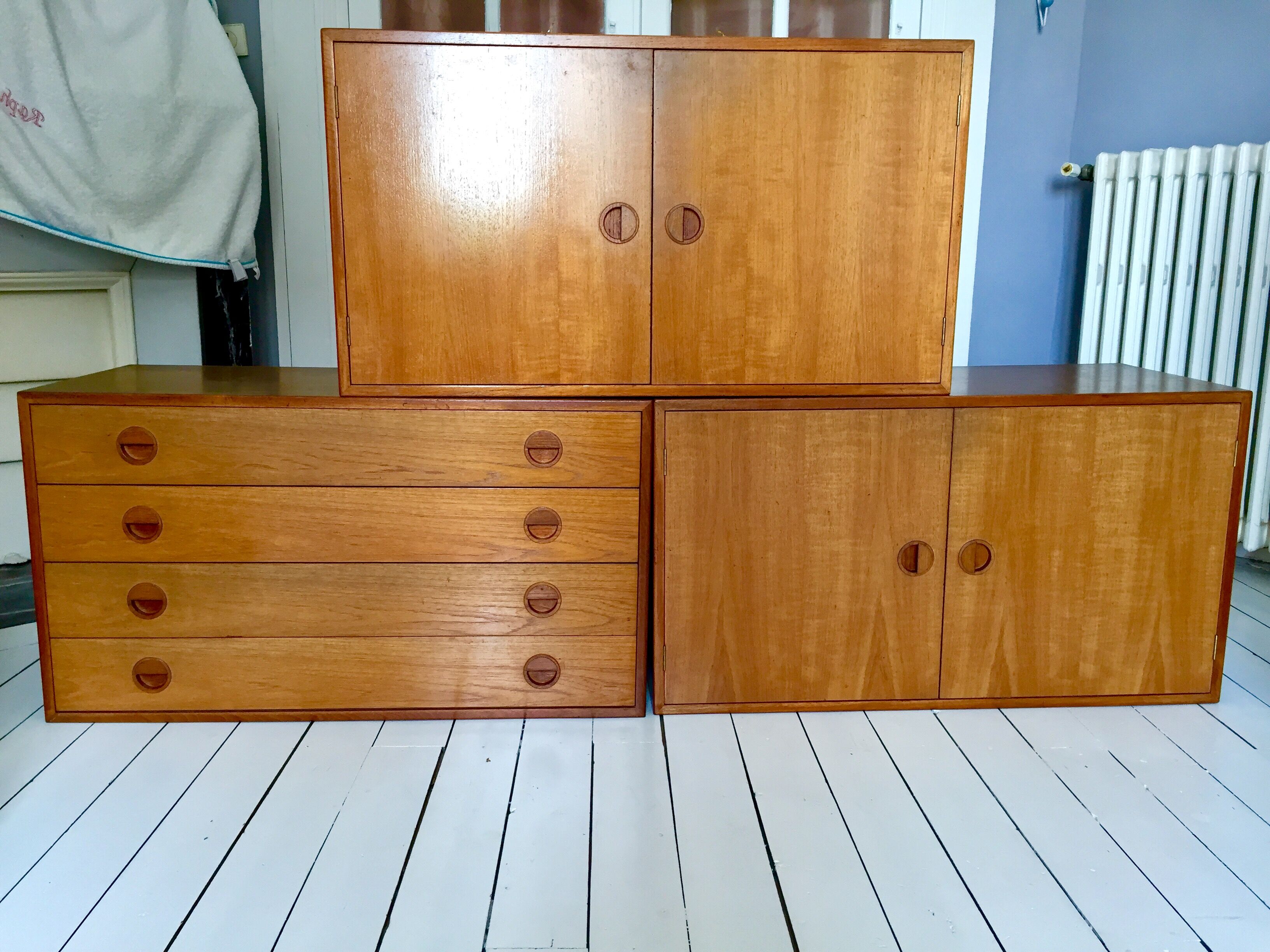 Enfilade scandinave à suspendre 3 modules en teck Denmark