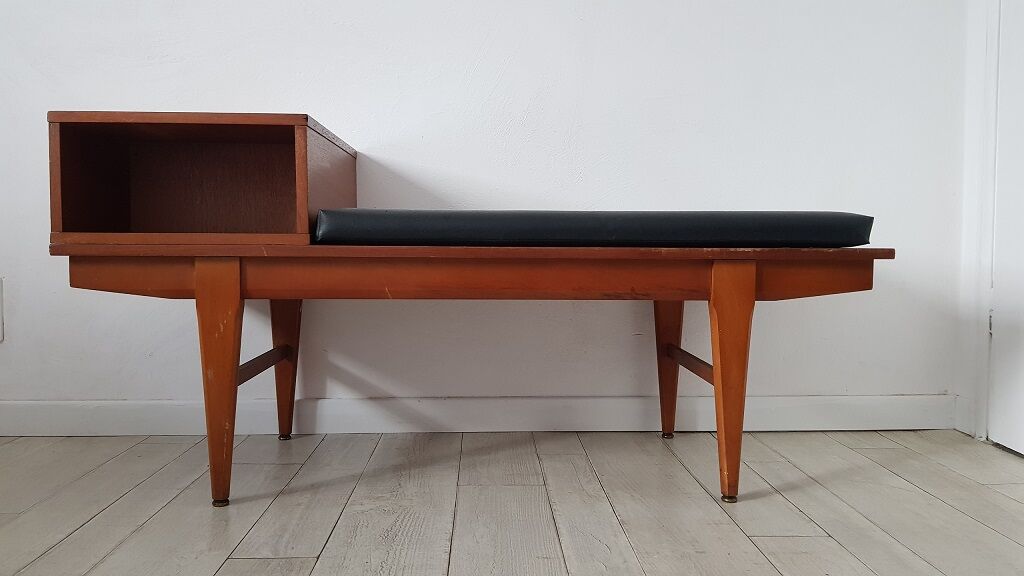 Chippy Heath phone bench