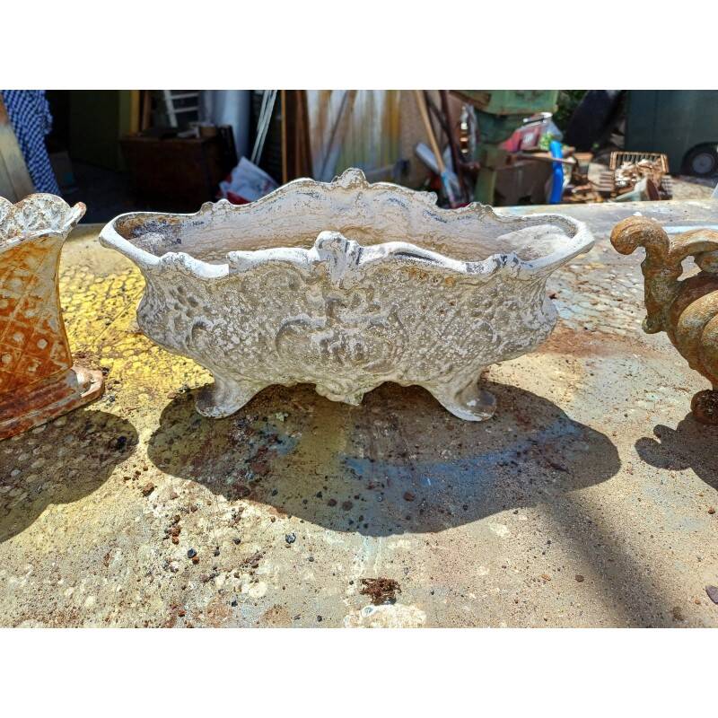 4 cast iron planters from 1900 from Charleville-Mézières, rockery style