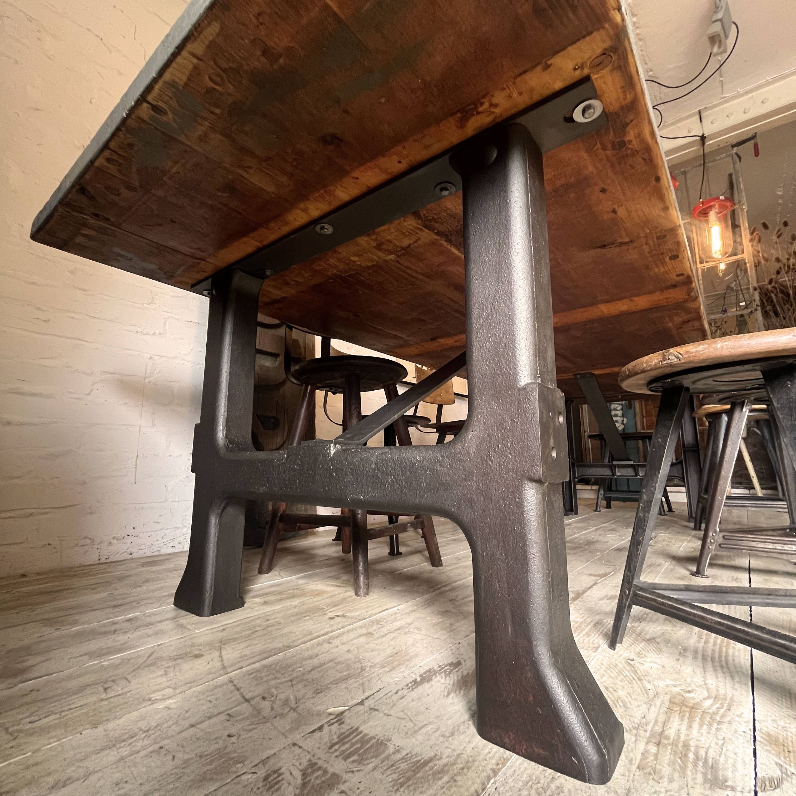 Industrialtisch „Werkbankplatte“