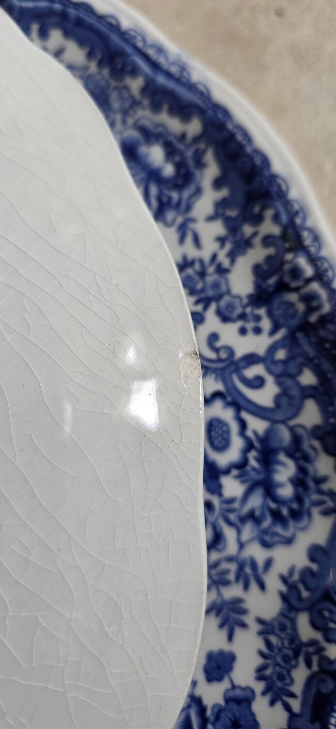 Lunéville blue English dinner plates