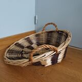 Round wicker presentation basket