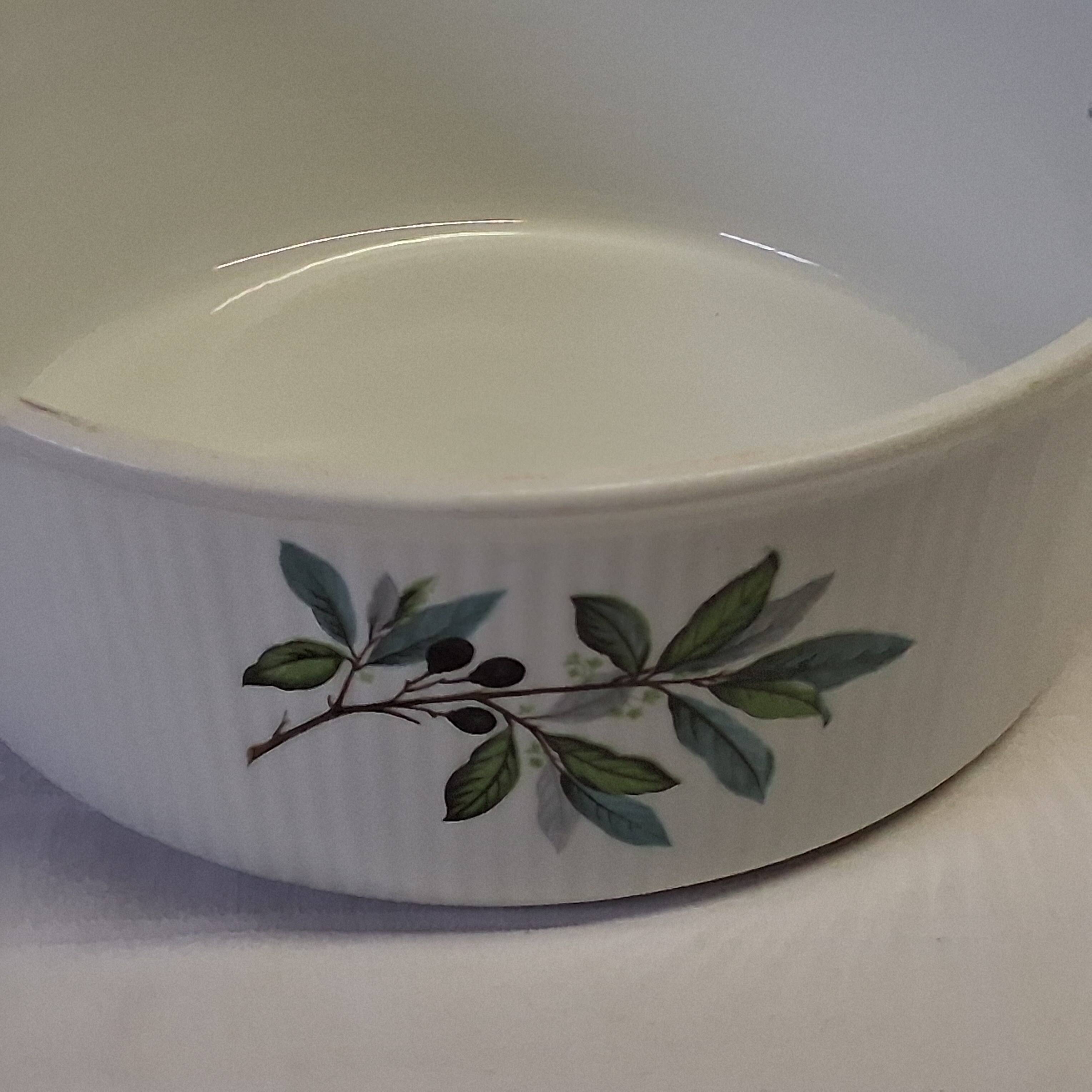 Very pretty Digoin Sarreguemines soufflé dish in very good condition