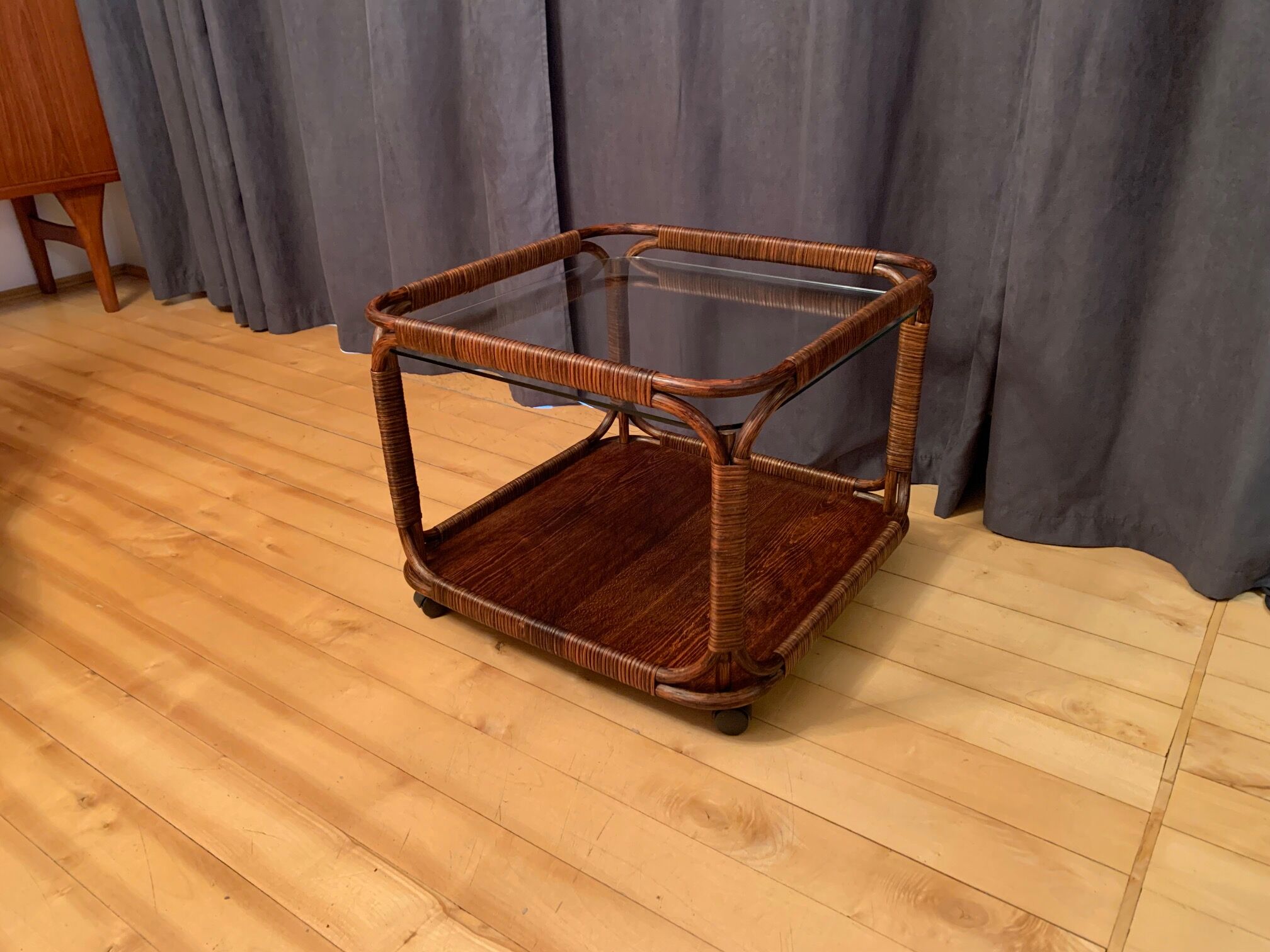 Mobile coffee table, Italy, 1970s