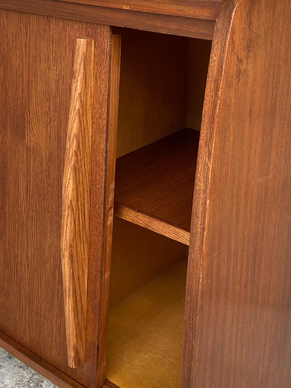 Bahut portes coulissantes années 50