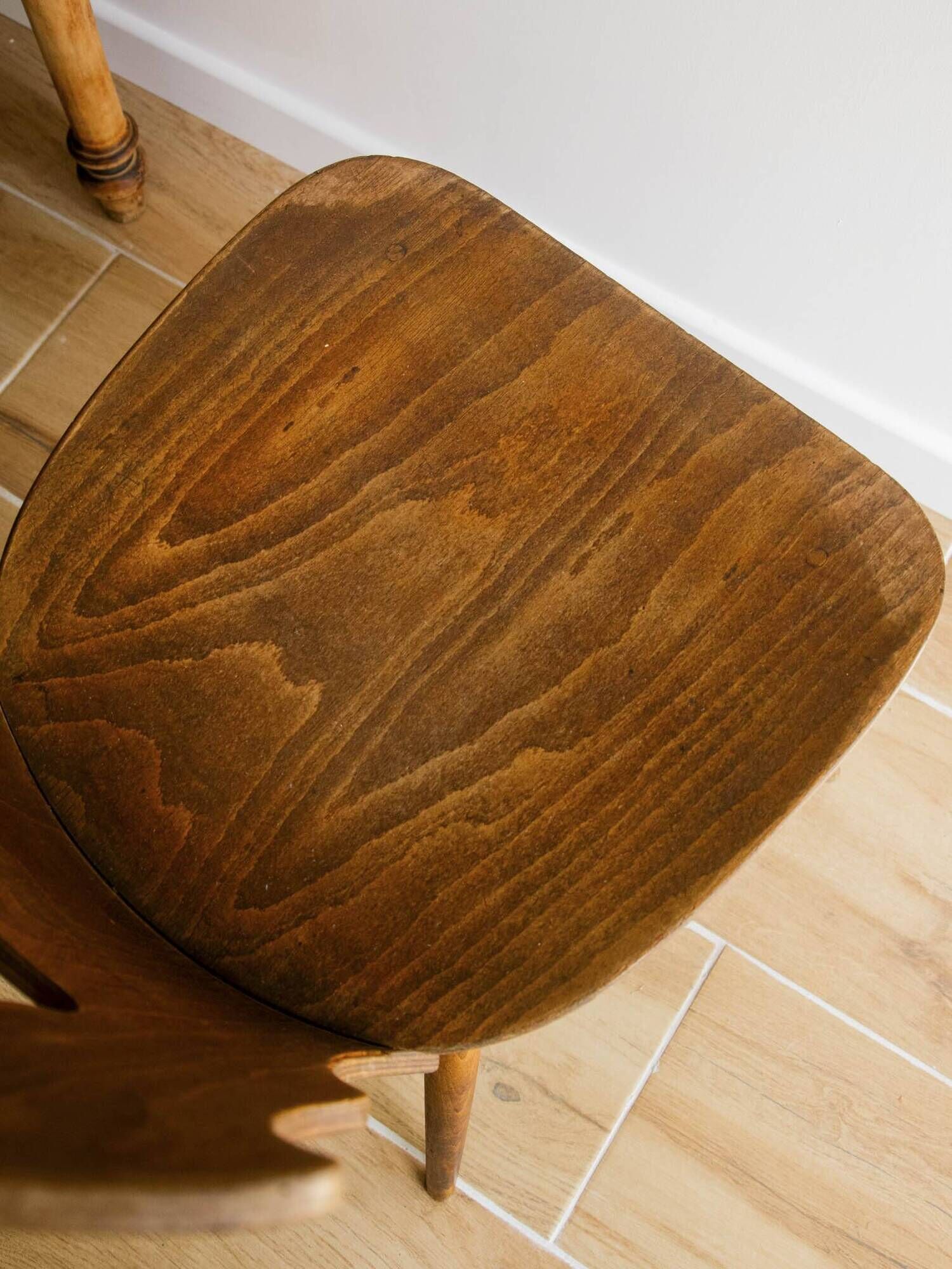 Wooden chair Baumann model Gentiane