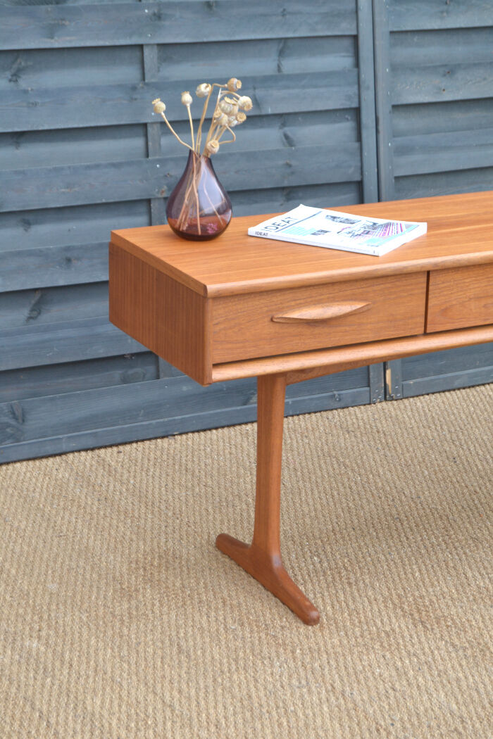 Console by Franck Guille for AustunSuite