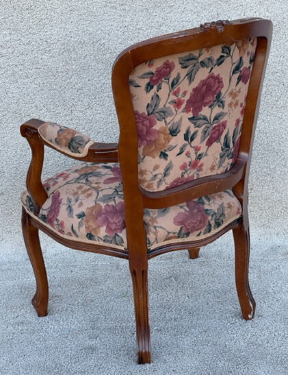 Louis XV style convertible armchair