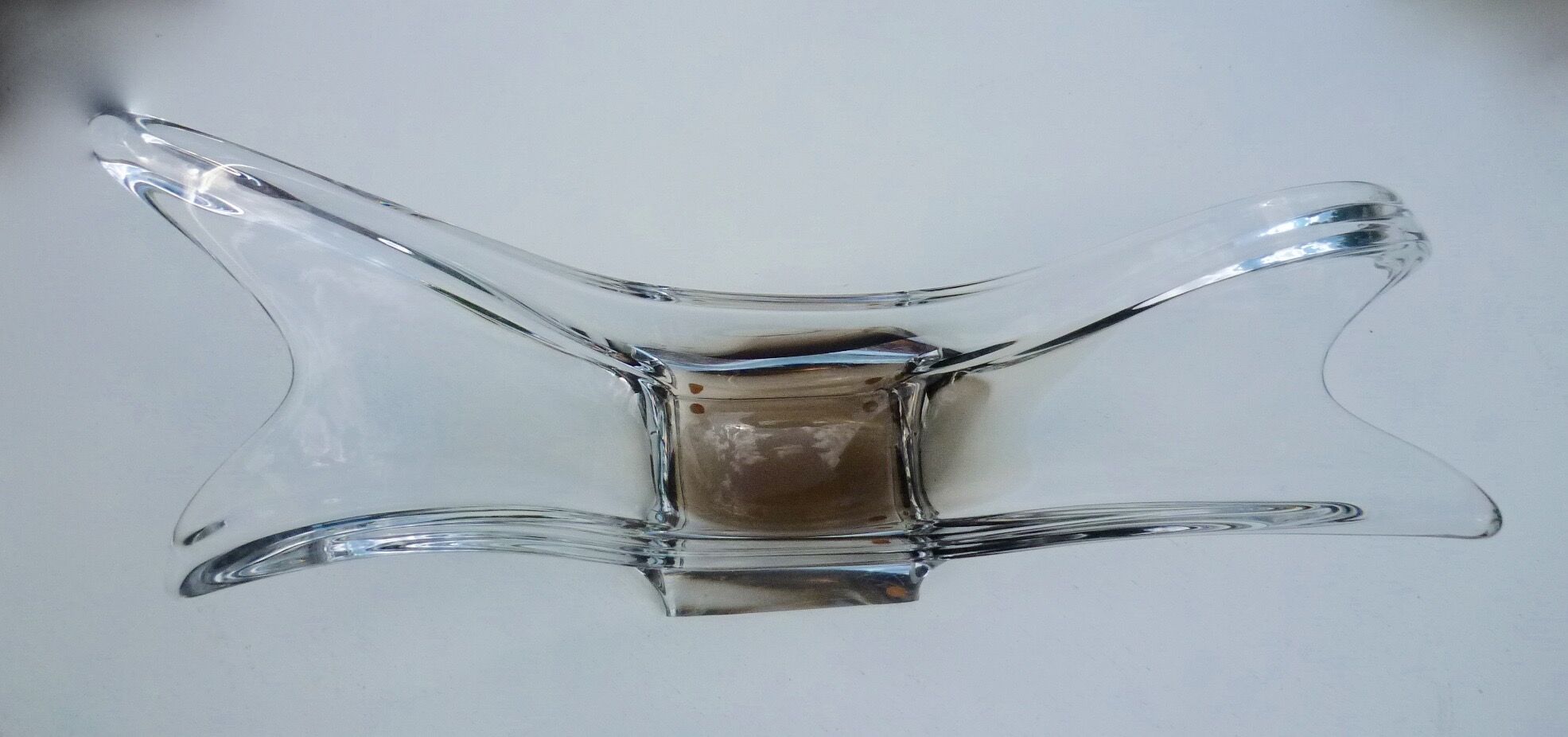 Cut fruit in stretched glass of the 70s