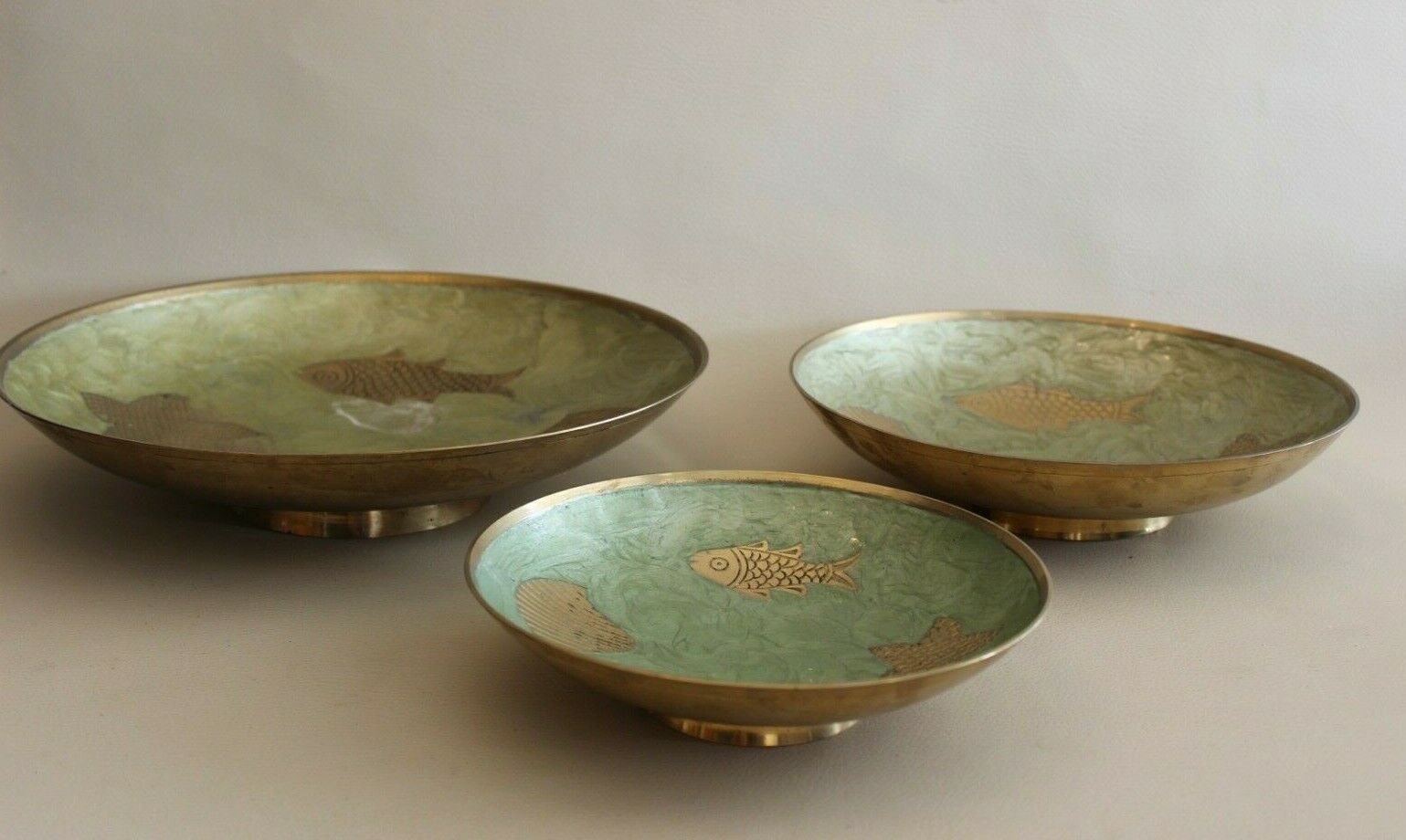 Lot of 3 vintage dishes in golden metal shell fishshells