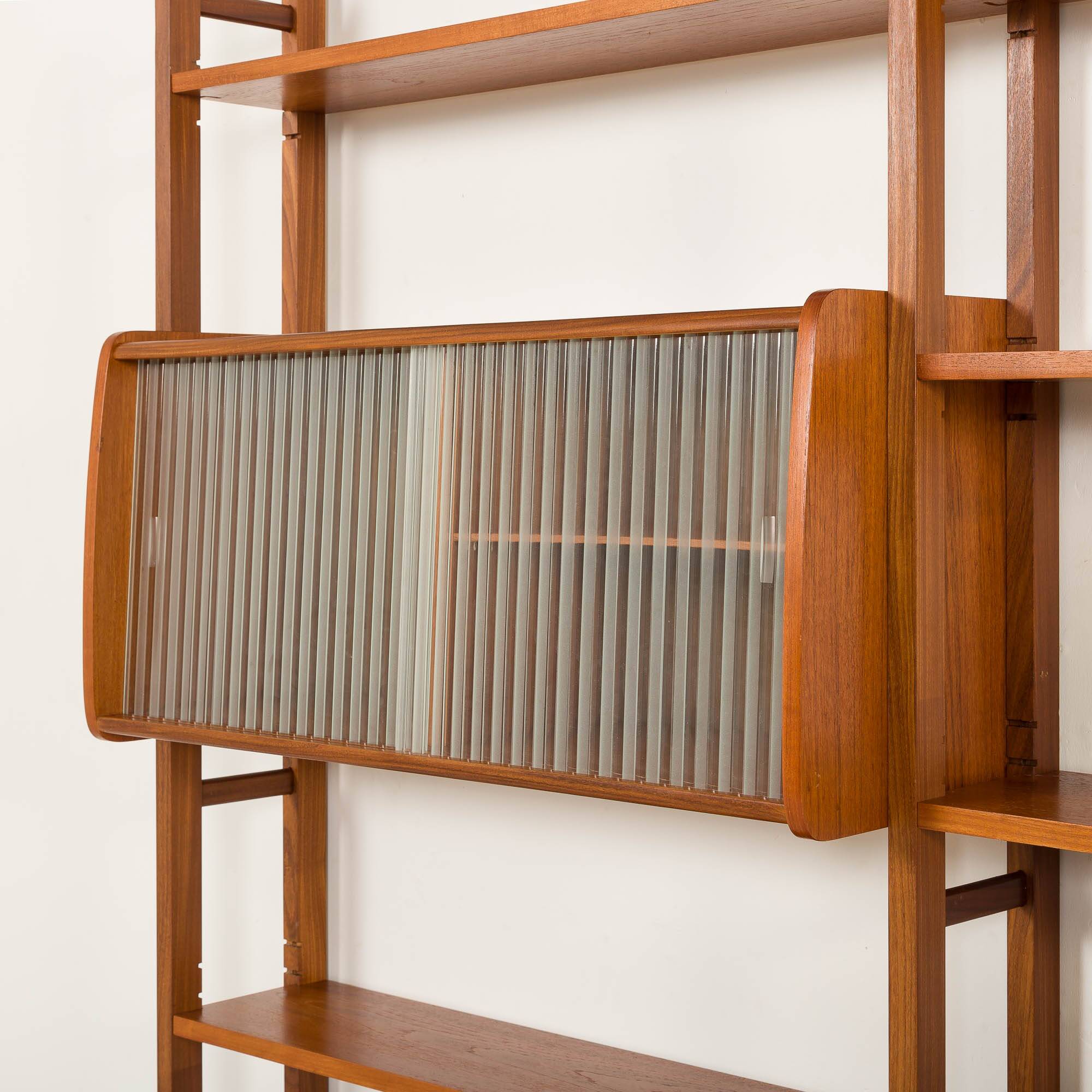 Scandinavian free standing teak wall unit, Norway 1960s.