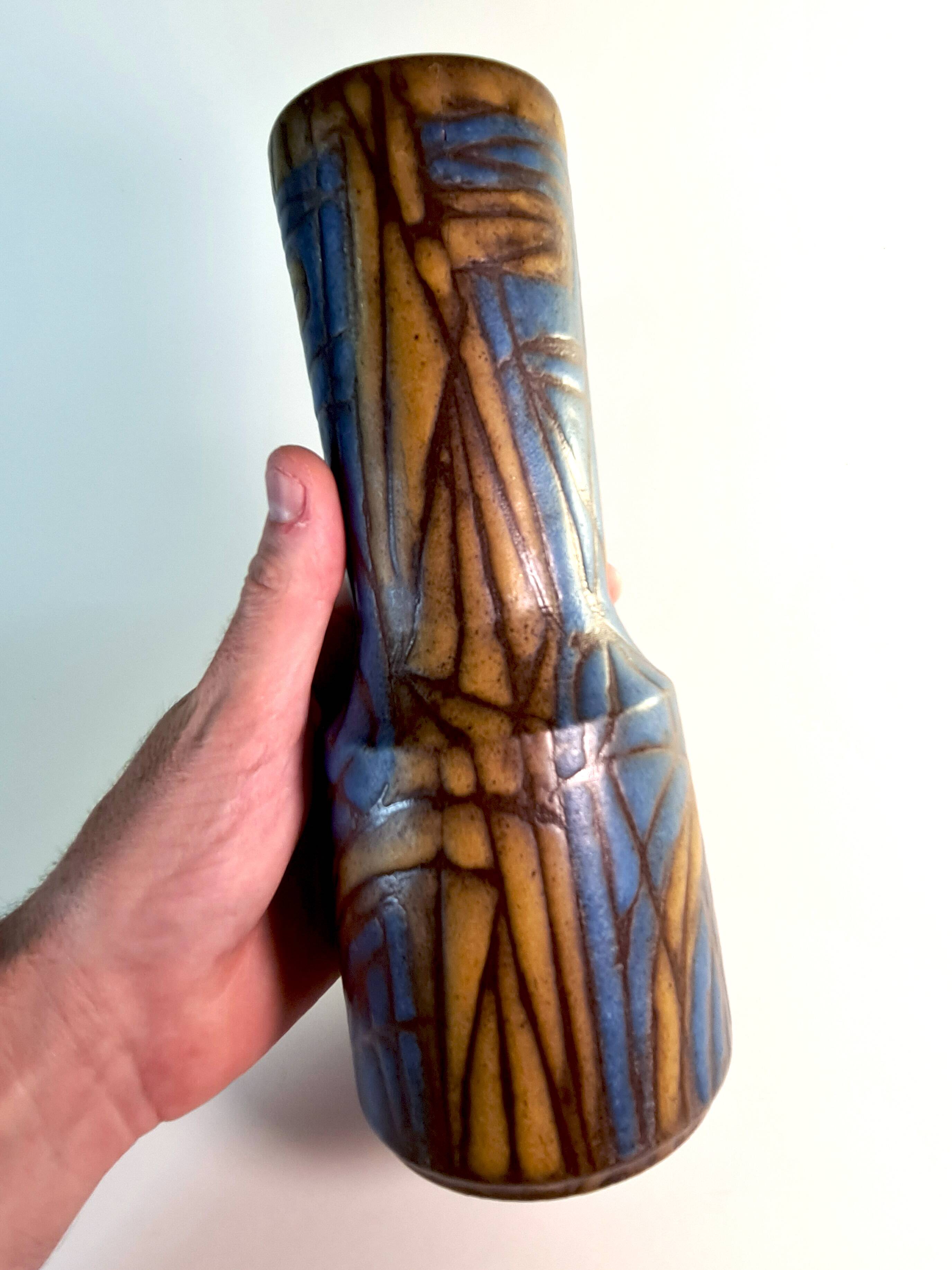 Cor Unum abstract vase by Jan Schuurkes – Mid-century Dutch design