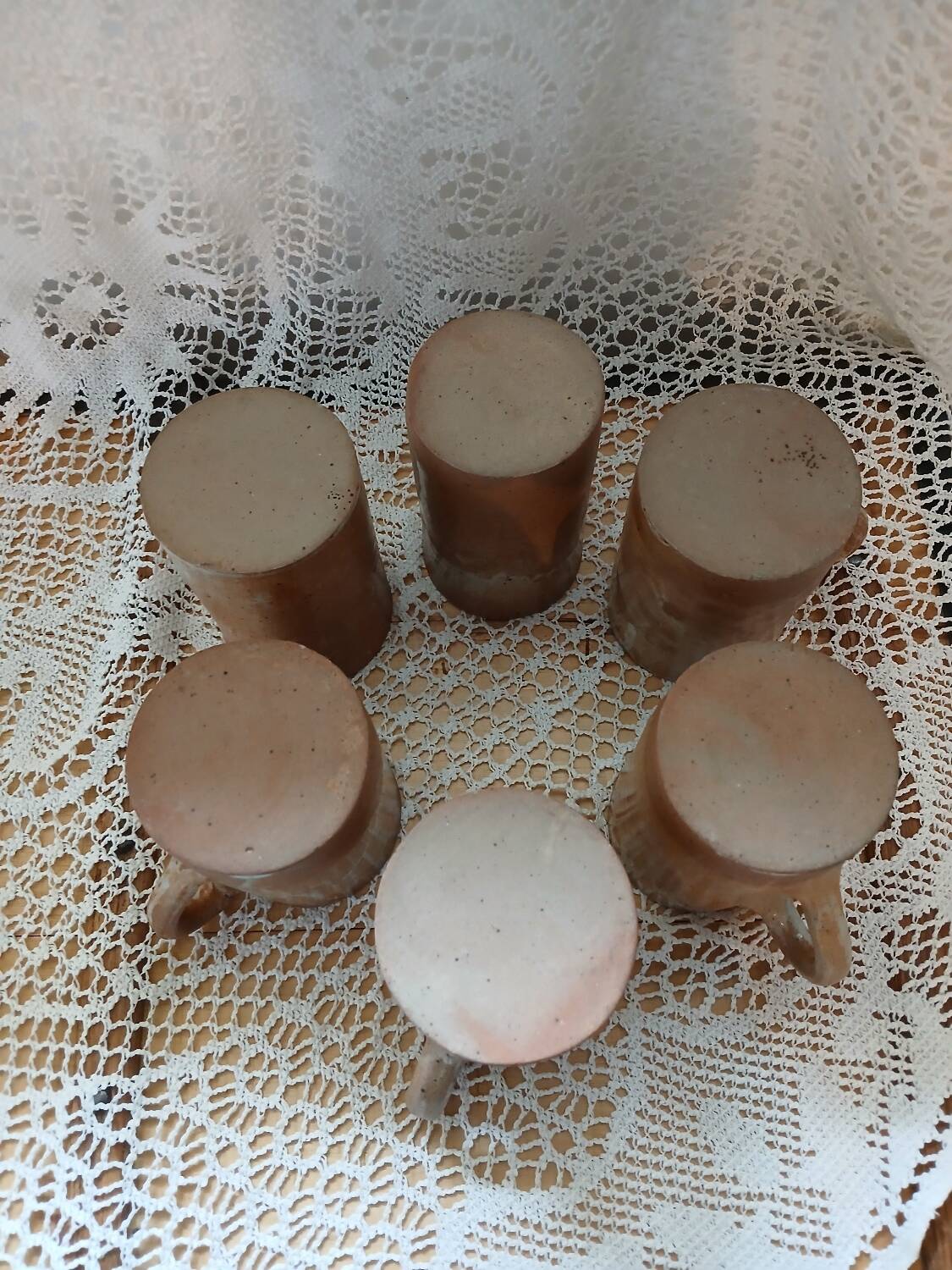 6 stoneware mugs / cups / tankards