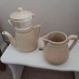 Milk pot and coffee maker /old teapot