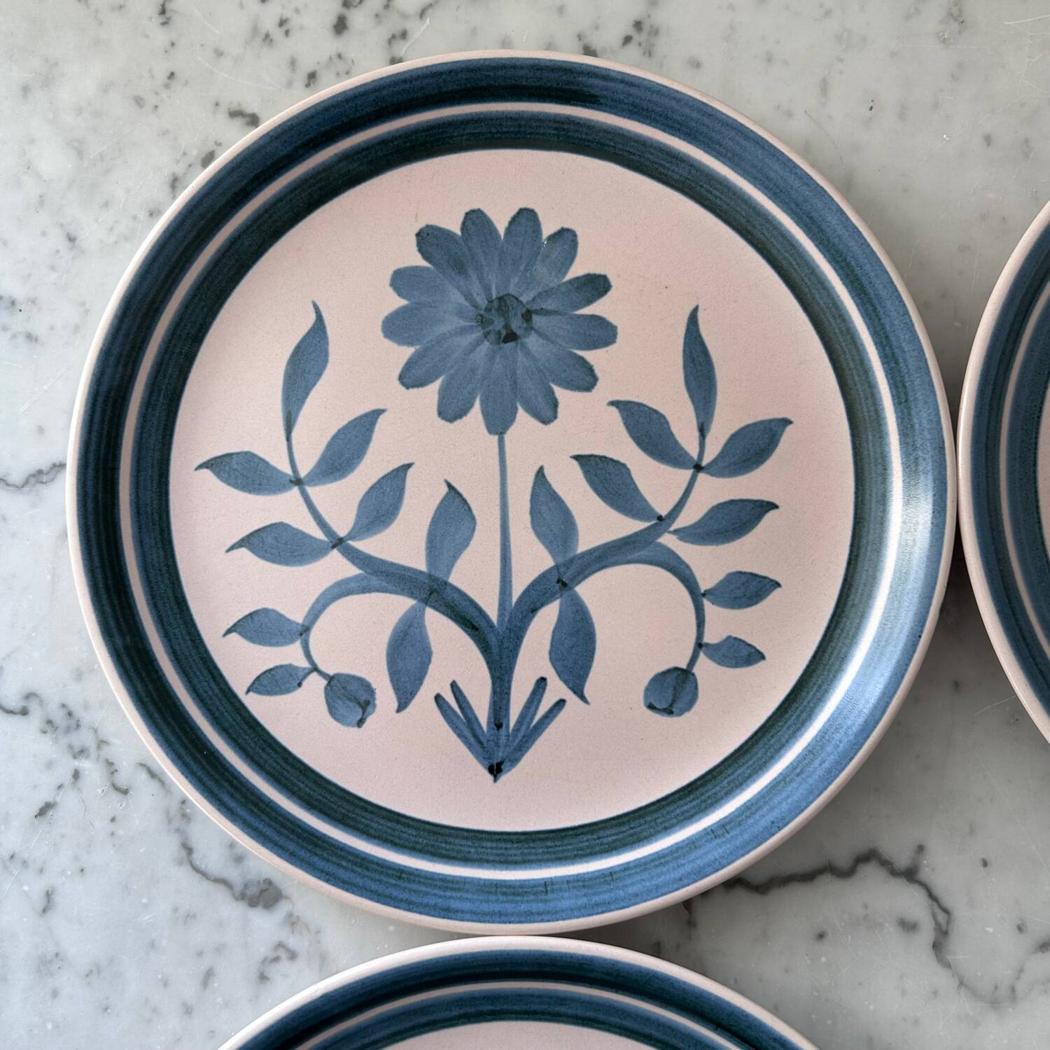 Set of 4 stamped Longchamp plates