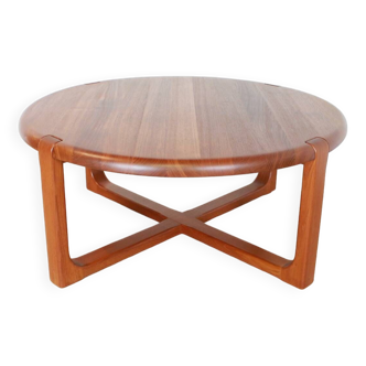 round teak coffee table Niels Bach