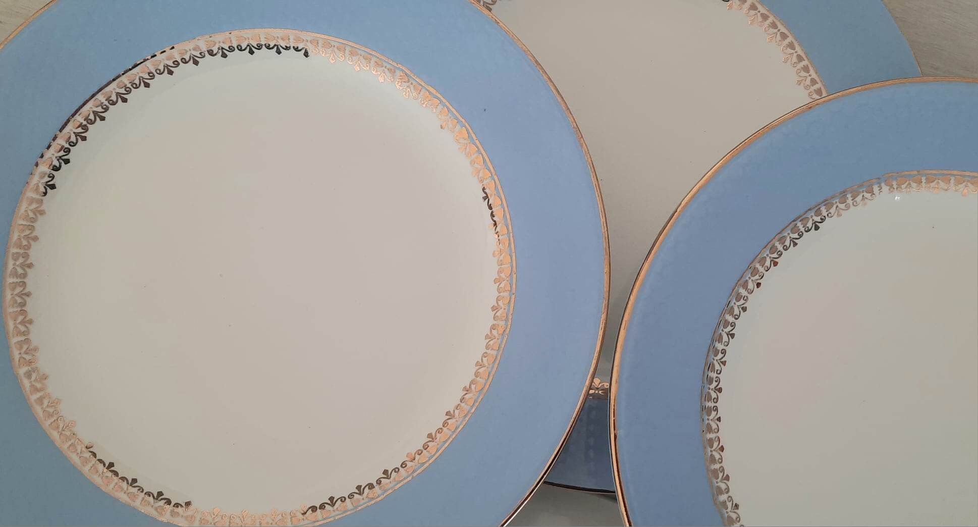Flat Plates in Faience Café Gilbert by Moulin des Loups Vintage