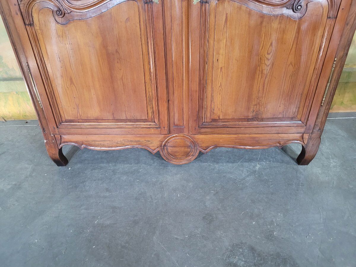 Mountain wardrobe in fir from the 19th century