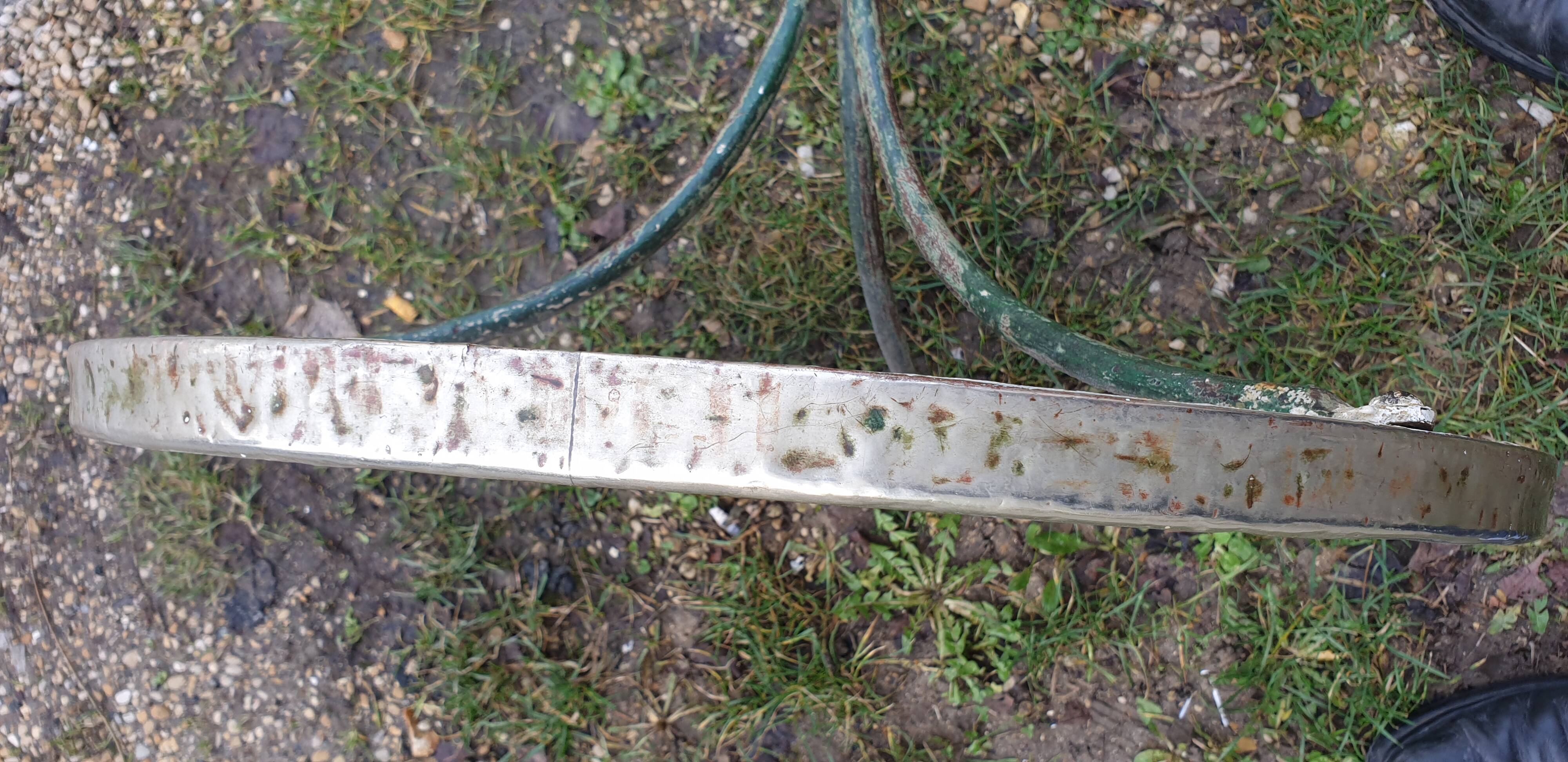 Pedestal bistro table