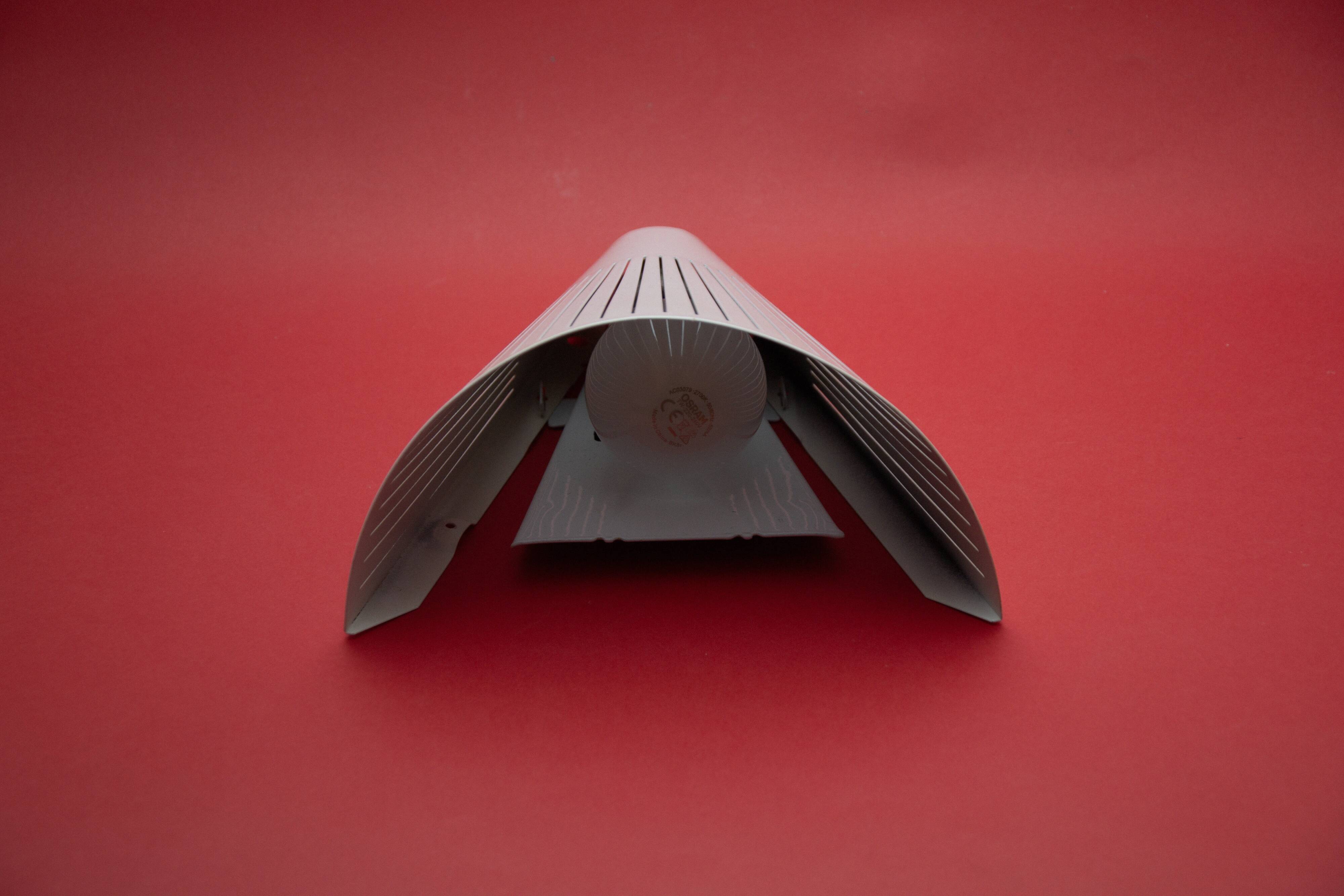 Vintage wall lamp Klyka V9811 published by IKEA in the 1990s.