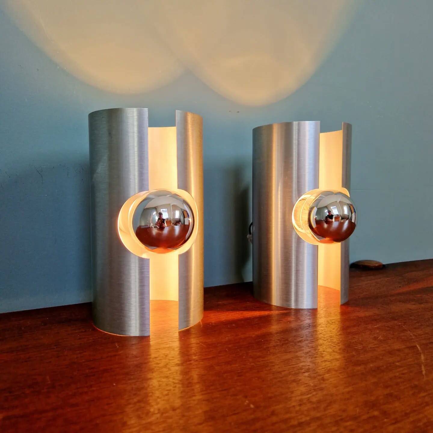 Pair of Space Age wall sconces in brushed aluminium, 1970.