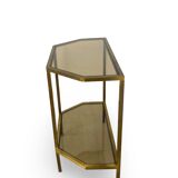 Table d'appoint italienne demi-hexagonale en laiton des années 1970.