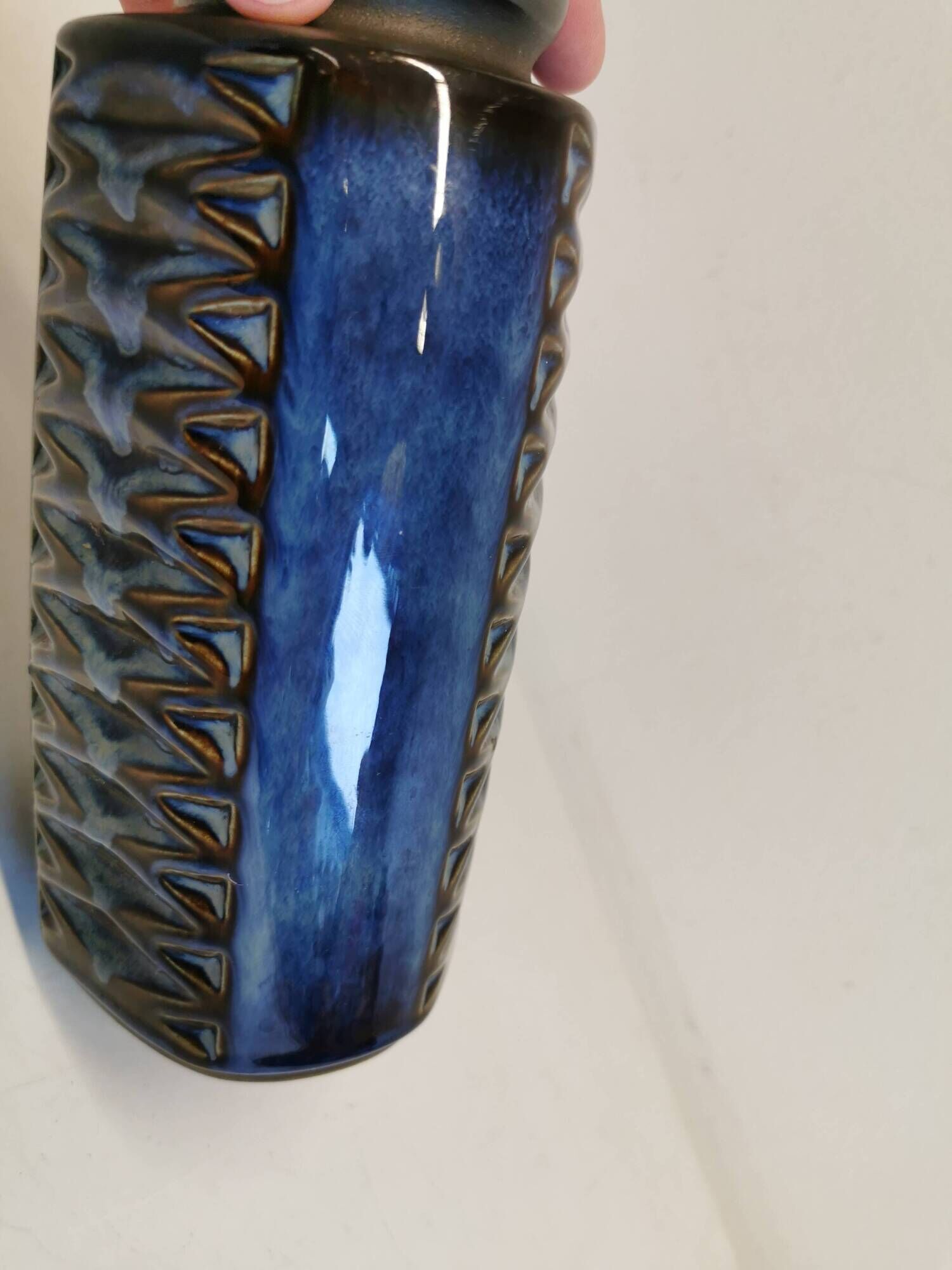 Grand vase du danois Søholm en glaçure bleuâtre.