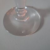 Verres à liqueur anciens soufflés à la bouche