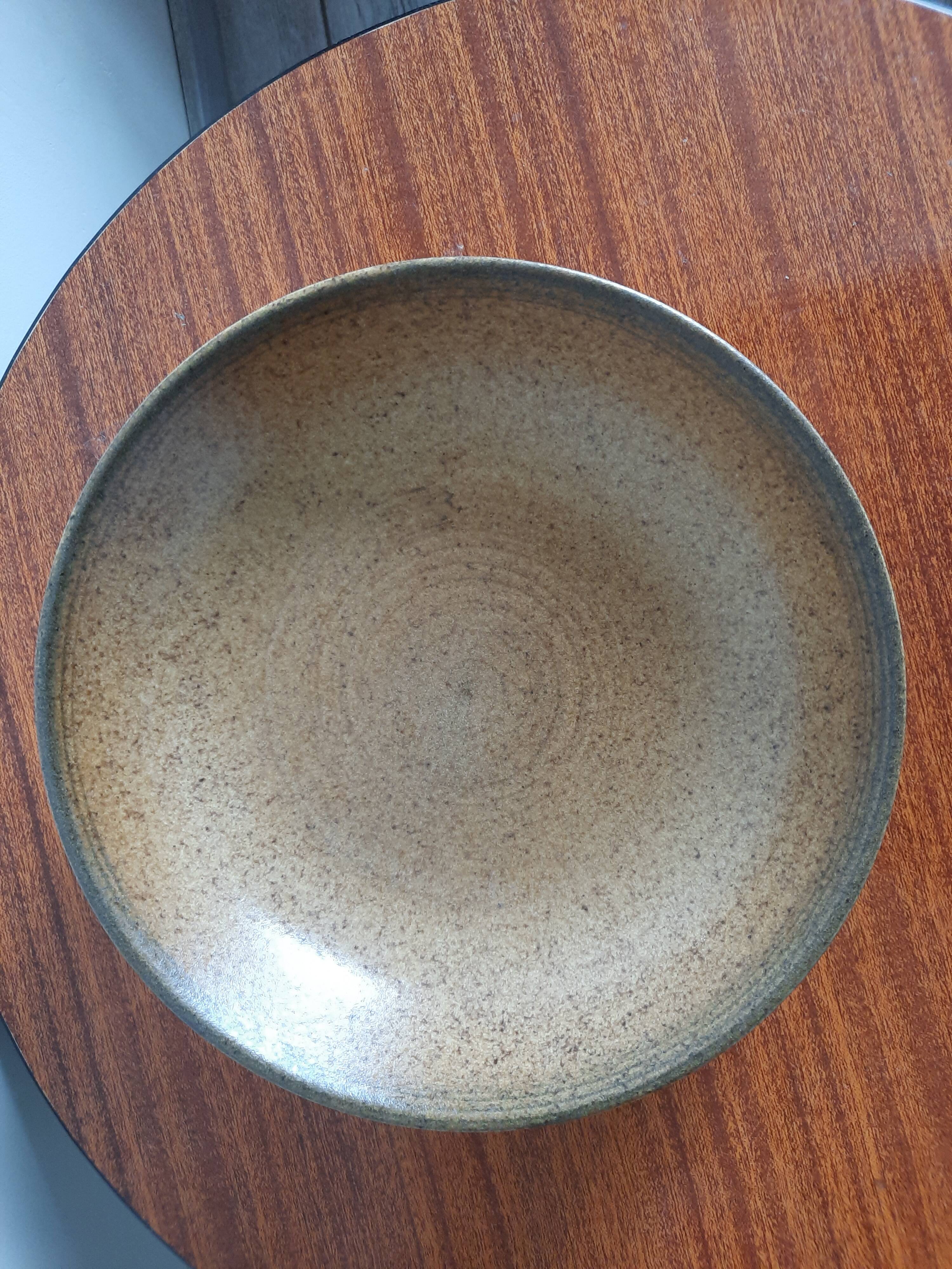 4 Longchamp hollow plates
